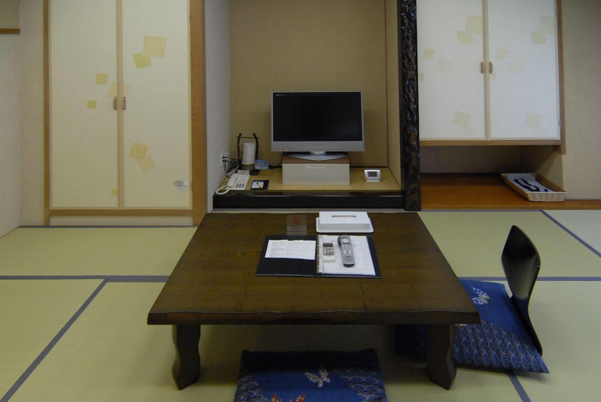 Plaza Fuyo Hotel Fukuoka  Exterior photo