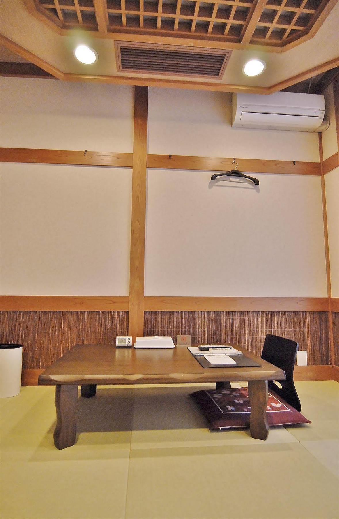 Plaza Fuyo Hotel Fukuoka  Exterior photo